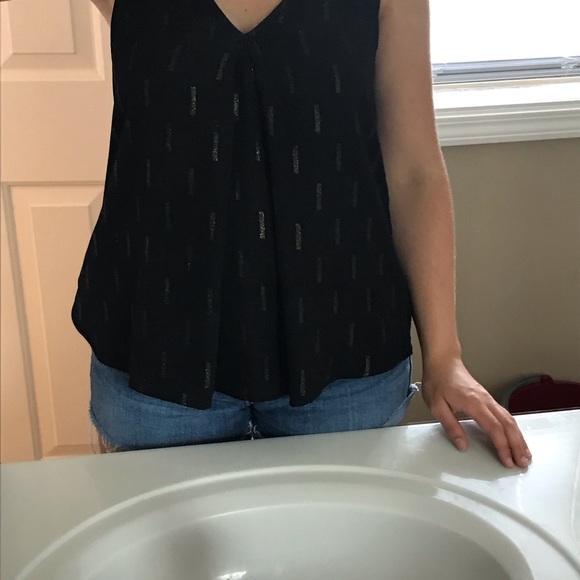 Black and gold tank top medium - Picture 5 of 5